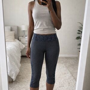 Athleta Women’s Capri Leggings High Waist Gray/Navy XS 20" Inseam